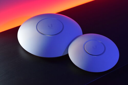 Ubnt-U6-Lite-4.jpg